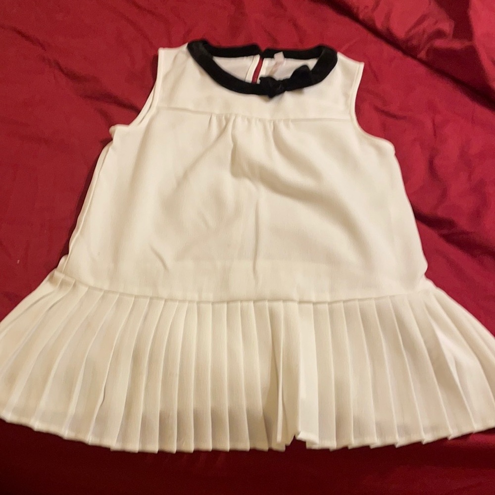 This is a very cute shirt for your little girl